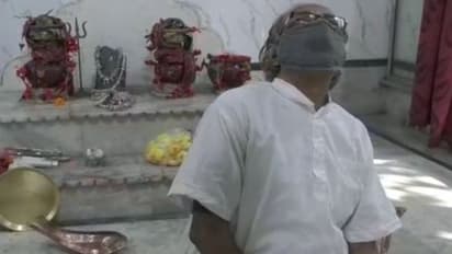 বর্ষশেষের রাতে বিগ্রহের চোখ উপড়ে নিল চোরেরা, ৪০০ বছরের মন্দিরে মায়ের গয়না চুরি ঠাকুরপুকুরে