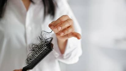 തലമുടി കൊഴിച്ചിൽ തടയാന്‍ പരീക്ഷിക്കാം ഈ നാല് ഹെയർ മാസ്കുകൾ...