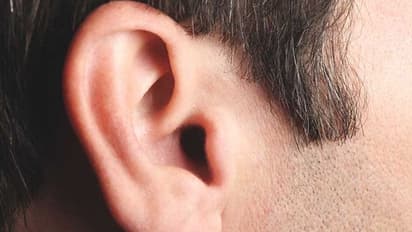 Home Remedy: ಕಿವಿಯ ಸೋಂಕು ನಿವಾರಣೆಗೆ ಈ ಮನೆ ಮದ್ದುಗಳನ್ನು ಬಳಸಿ 
