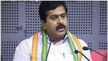 ചലച്ചിത്രമേള തിരുവനന്തപുരത്ത് നിന്ന് മാറ്റാനുള്ള തീരുമാനം പിൻവലിക്കണം; വി എസ് ശിവകുമാർ