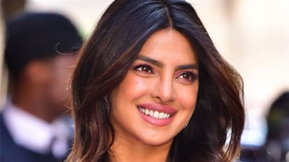 किसी ने हिप, किसी ने स्माइल का, ये हैं वो सेलेब्स जिन्होंने कराया है अपनी बॉडी पार्ट्स का इंश्योरेंस