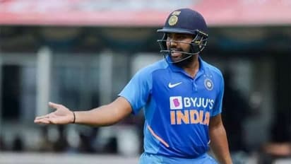 ऑस्ट्रेलिया में वडा पाव नहीं, बीफ खाते पकड़े गए रोहित शर्मा, 1 फैन की वजह से गले पड़ गई मुसीबत