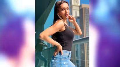 সাংঘাতিক প্রাণী হাতে নিয়ে দাঁড়িয়ে মিমি, দুবাইয়ের বুকে দুঃসাহসিক কাজ করে দেখালেন অভিনেত্রী