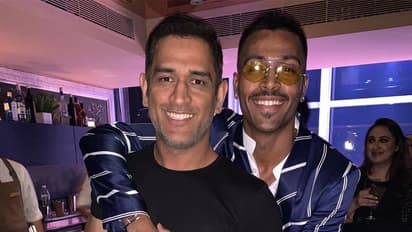 IPL 2022: Hardik Pandya catches up with longtime mentor MS Dhoni ahead of GT vs CSK