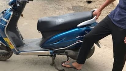 అవనిగడ్డలో అమానుషం... స్కూటీ పై వెళుతుండగా కొంగులాగి కిందపడేసి... మహిళపై అత్యాచారయత్నం