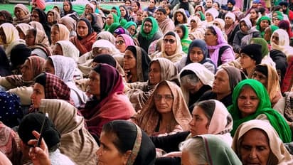 കര്ഷക സമരം 40 -ാം ദിവസം; റിലയന്സിന്റെ ഉറപ്പല്ല, കേന്ദ്ര സര്ക്കാറിന്റെ ഉറപ്പാണ് വേണ്ടതെന്ന് കര്ഷകര്