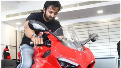 വളവില്‍ ചെരിഞ്ഞാലും വീഴില്ല ഉണ്ണി മുകുന്ദന്‍റെ ഈ പുത്തന്‍ ബൈക്ക്!