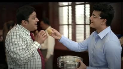 ഗാംഗുലിക്ക് ഹൃദയാഘാതം, പിന്നാലെ പാചക എണ്ണ  പരസ്യത്തിന് ട്രോള്‍ മഴ, പരസ്യം പിന്‍വലിച്ച് നിര്‍മാതാക്കള്‍