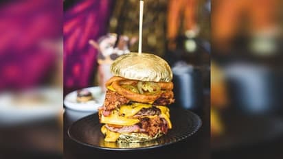 ఈ బర్గర్ రుచేమో కానీ.. ధర తెలిస్తే.. మైండ్ బ్లోయింగే....! ప్రపంచంలోనే అత్యంత కాస్ట్లీ...!!