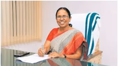 നിപ മുതല്‍ കൊറോണ വരെ; ആരോഗ്യരംഗത്ത് സര്‍ക്കാരിന് നൂറിലെത്ര?