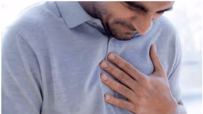 Cancer Symptoms : വിശപ്പില്ലായ്മ തൊട്ട് അസ്വസ്ഥതകള്‍; അറിയാം ആമാശയത്തിലെ ക്യാൻസറിന്‍റെ ലക്ഷണങ്ങള്‍