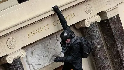 Capitol storm: 4 hours of chaos and arson on the Hill