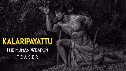 Vidyut Jammwal demonstrates his skills with the deadliest weapon in the world- The Urumi!