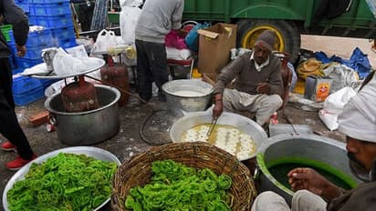 कहीं तेल मालिश तो कहीं कबड्डी का मैच...यह धरना स्थल नहीं मिनी पंजाब है, जहां जिंदगी जीने के लिए सबकुछ है