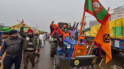 'സുപ്രീംകോടതി പറയുന്നത് അംഗീകരിക്കും'; നിയമം പരിശോധിക്കാന് കോടതിക്കേ കഴിയു എന്ന് കൃഷിമന്ത്രി