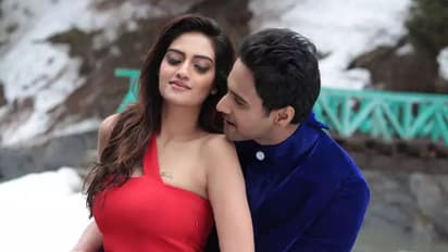 'আর কতদিন আমার থেকে পালিয়ে বেড়াবে', নুসরত-নিখিল-যশ Love Triangle-এ বিস্ফোরণ অভিনেতার পোস্টে