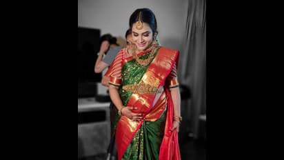 సీమంతంలో మెరిసిపోయిన బిగ్ బాస్ ఫేమ్ హరితేజ... వైరల్ అవుతున్న ఫోటోలు!