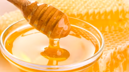 പ്രമേഹരോഗികള്ക്ക് പഞ്ചസാരയ്ക്ക് പകരം തേനോ ശര്ക്കരയോ ഉപയോഗിക്കാമോ?