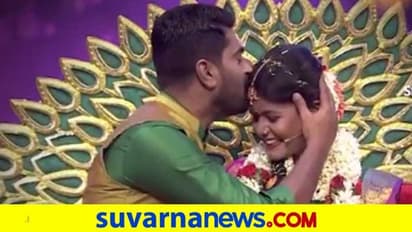 ವೇದಿಕೆ ಮೇಲೆ ಸೀಮಂತ; ಕುಣಿದು ಕುಪ್ಪಳಿಸಿದ ಗರ್ಭಿಣಿ ಮಯೂರಿ!