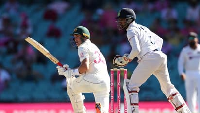 ಆಸೀಸ್ ಅಭಿಮಾನಿಗಳ ವಿರುದ್ಧ ಬುಮ್ರಾ-ಸಿರಾಜ್ ದೂರು ;  ಕಠಿಣ ಕ್ರಮಕ್ಕೆ ಆಗ್ರಹಿಸಿದ ಬಿಸಿಸಿಐ!