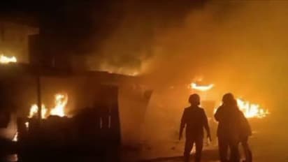 കന്യാകുമാരിയിൽ തീപിടിത്തത്തിൽ എഴുപതോളം കടകൾ കത്തിനശിച്ചു