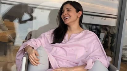 ഭക്ഷണപ്രേമം തന്നെ!; ഒന്നിന് പിന്നാലെ ഒന്നായി ഇഷ്ടവിഭവങ്ങളുമായി അനുഷ്ക...