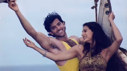 'গদগদ প্রেম থেকে পরকীয়া', বিবাহিত হৃত্বিকের সঙ্গে 'Relation' রাখার সাহস দেখাননি কাপুর কন্যা করিনা