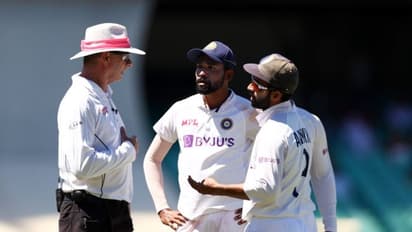 മുഹമ്മദ് സിറാജിന് നേരെ വീണ്ടും വംശീയാധിക്ഷേപം; ഓസ്ട്രേലിയന് ആരാധകരെ പുറത്താക്കി