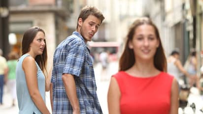 Life के 1 साल पराई महिलाओं को घूरने में बर्बाद कर देते हैं मर्द, हैरान कर देगी पुरुषों से जुड़ी ऐसी-ऐसी बातें