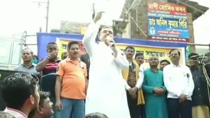 বিজেপির মিছিলে নেই, মাল্যদান করেই বিবেকানন্দকে শ্রদ্ধা শুভেন্দুর, তৃণমূলের মিছিলে অভিষেক