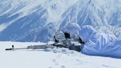 കരസേനയില്‍ ആദ്യമായി കൊവിഡ് വാക്സിന്‍ ലഭിക്കുക കിഴക്കന്‍ ലഡാക്കിലെ സൈനികര്‍ക്ക്