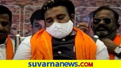 ಬೆಡ್ಗಾಗಿ ಅಲೆದಾಡುತ್ತಿದ್ದ ಕೊರೋನಾ ಸೋಂಕಿತನ ನೆರವಿಗೆ ಧಾವಿಸಿದ ಶ್ರೀರಾಮುಲು