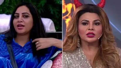 अर्शी खान ने बाथरुम साफ करने के बदले रखी ये शर्त तो राखी बोलीं-'तेरी लाश का कफन मिलेगा'