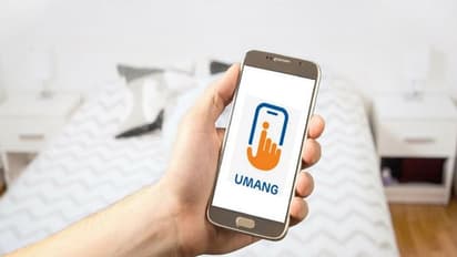 Aadhar Link-৩০ নভেম্বরের মধ্যে করিয়ে ফেলুন আধারের সঙ্গে UAN-র লিঙ্ক,না হলে সমস্যা তৈরি হবে পিএফ অ্যাকাউন্টে