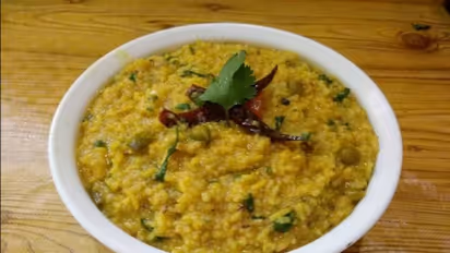 ಈ ಸಿಂಪಲ್‌ ಟಿಪ್ಸ್‌ ಫಾಲೋ ಮಾಡಿದರೆ ಕುಕ್ಕರ್‌ನಲ್ಲಿ ಪರ್ಫೆಕ್ಟ್‌  ಕಿಚಡಿ ರೆಡಿ!