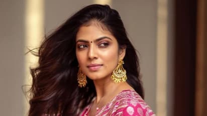 என்னதான் நடக்கிறது? முதலமைச்சரிடம் கேள்வி எழுப்பிய மாளவிகா மோகனன்!