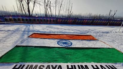 ಸೇನಾ ದಿನಾಚರಣೆ ಪ್ರಯುಕ್ತ ಹಳ್ಳಿ ಕ್ರೀಡೆ ಆಯೋಜನೆ; ಕುಣಿದು ಕುಪ್ಪಳಿಸಿದ ಕಾಶ್ಮೀರಿಗರು!