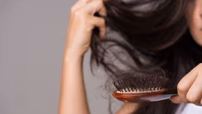 ഈ ഭക്ഷണങ്ങൾ കഴിക്കൂ, കൊവിഡ് ഭേദമായവരിലെ മുടികൊഴിച്ചിൽ തടയാം; ന്യൂട്രീഷ്യനിസ്റ്റ് പറയുന്നു