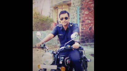 ৫ জন মরণোত্তর, 'সেনা পদক' পাচ্ছেন মোট ১৫ জন - ছবিতে ছবিতে চিনে নিন এই বীর নায়কদের