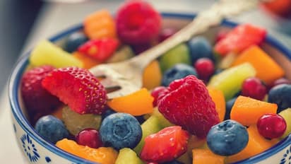 ಮಹಿಳೆಯರು ಅಗತ್ಯವಾಗಿ ಸೇವಿಸಬೇಕಾದ 5 ಸೂಪರ್ ಆಹಾರಗಳು