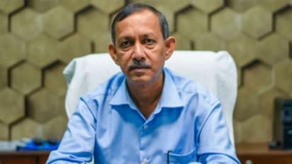 উত্তরবঙ্গ উন্নয়ন দফতরের কাজ নিয়ে ক্ষোভ, এবার কি 'বেসুরো'-দের তালিকায় গৌতম দেব