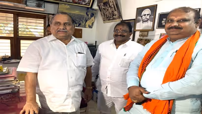 ఏపీలో వేడెక్కిన రాజకీయాలు... ముద్రగడతో సోము వీర్రాజు భేటీ