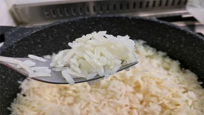 వేడన్నం వడ్డించలేదని.. అత్తమీద కోడలి ఫిర్యాదు.. !!