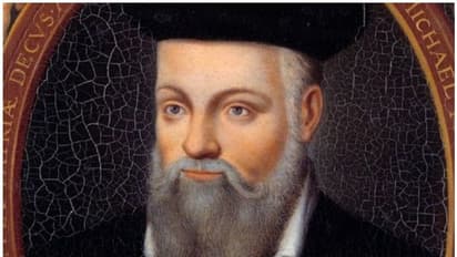 ദുരന്തങ്ങളും അത്ഭുതങ്ങളും പ്രവചിക്കുന്ന മനുഷ്യന്റെ പ്രവചനം, ഇനി 2021 -ൽ നമ്മെ കാത്തിരിക്കുന്നതെന്ത്?