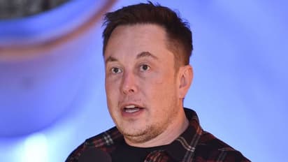 ಒಂದು ಟ್ವೀಟ್ ಮಾಡಿ 8800 ಕೋಟಿ ರು. ಕಳೆದುಕೊಂಡ ಮಸ್ಕ್!