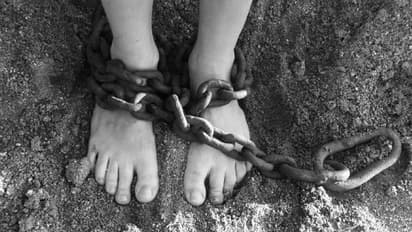 മാനസികാസ്വാസ്ഥ്യം ചികിത്സിക്കാൻ പണമില്ല, ഫിലിപ്പീൻസിൽ യുവതിയെ കുടുംബം പൂട്ടിയിട്ടിട്ട് അഞ്ചുവർഷം!