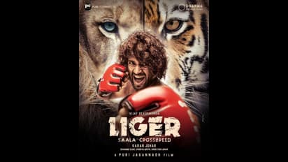 'లైగర్' గా విజయ్ దేవరకొండ... సాలా క్రాస్ బ్రీడ్ అంటున్న పూరి!