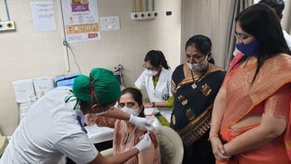 India inoculates over 16 lakh with COVID-19 vaccine; Karnataka tops the list