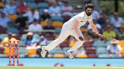 Mohammed Siraj visits father's grave upon arrival in India, lays flowers and offers prayers