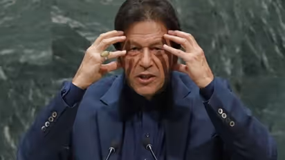 अर्नब के बहाने इमरान ने आतंकवाद की गेंद मोदी के पाले में उछाली, जानिए क्या किया ट्वीट